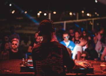 DJ para empresas en Barcelona